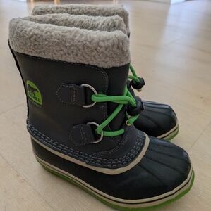 Sorel Kids' Black and Green Winter Boots